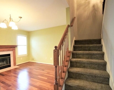 2607 Virginia Lane - Photo Thumbnail 13