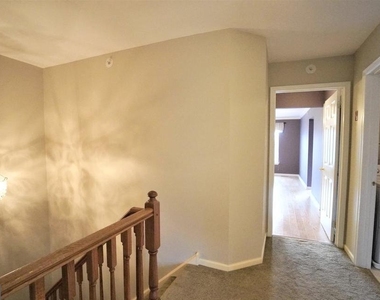 2607 Virginia Lane - Photo Thumbnail 14