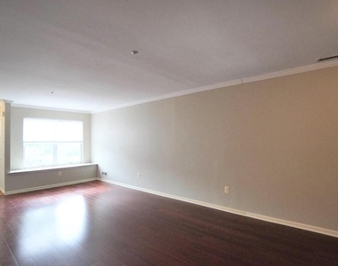 2607 Virginia Lane - Photo Thumbnail 3