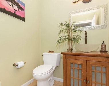 2607 Virginia Lane - Photo Thumbnail 6