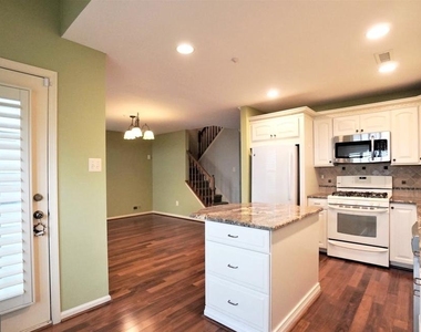 2607 Virginia Lane - Photo Thumbnail 12