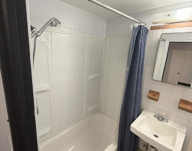 225 Wood Street - Photo Thumbnail 6