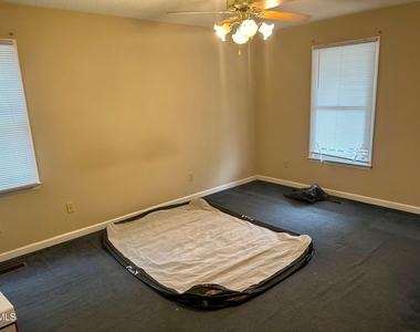 1521 Bricklanding Circle - Photo Thumbnail 3