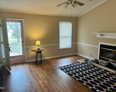1521 Bricklanding Circle - Photo Thumbnail 2