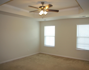 1012 Semora Lane - Photo Thumbnail 13