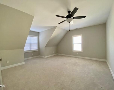 28 Grandwood Circle - Photo Thumbnail 24