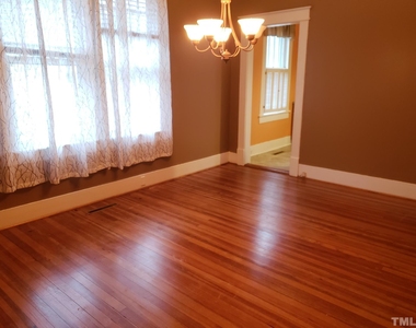 204 E Davis Street - Photo Thumbnail 8