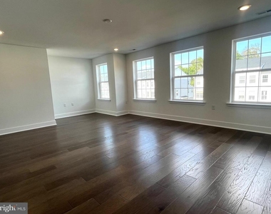 119 Stoutsburg Blvd - Photo Thumbnail 8