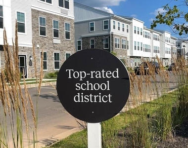 119 Stoutsburg Blvd - Photo Thumbnail 18