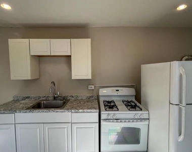 18 Wiley Avenue - Photo Thumbnail 15