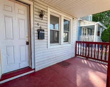 18 Wiley Avenue - Photo Thumbnail 2