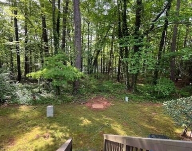 4247 The Oaks Drive - Photo Thumbnail 15