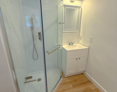 4247 The Oaks Drive - Photo Thumbnail 16