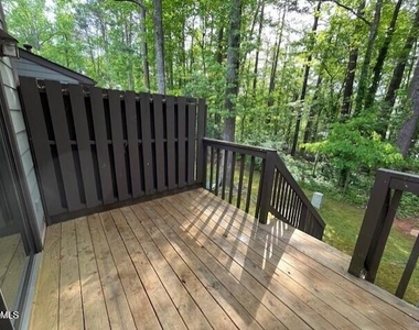 4247 The Oaks Drive - Photo Thumbnail 13