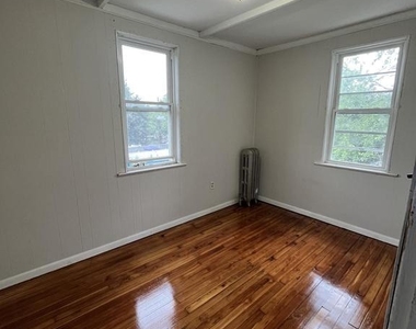410 Commonwealth Avenue - Photo Thumbnail 1