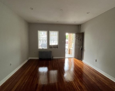 410 Commonwealth Avenue - Photo Thumbnail 7