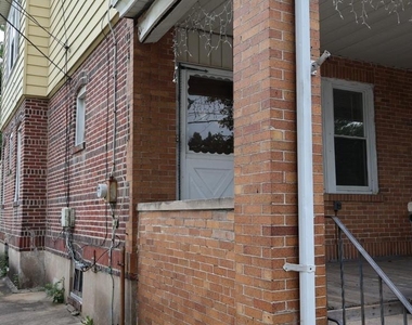 410 Commonwealth Avenue - Photo Thumbnail 8