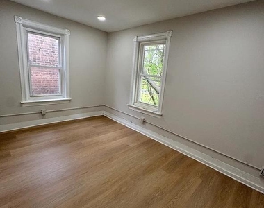 60 Mechanics Avenue - Photo Thumbnail 5