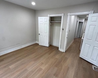 60 Mechanics Avenue - Photo Thumbnail 3