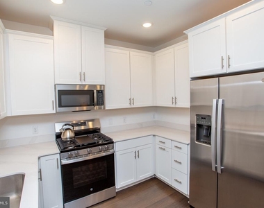 233 Lewis Fisher - Photo Thumbnail 13