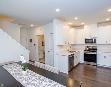 233 Lewis Fisher - Photo Thumbnail 5
