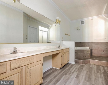 6161 Main St Piazza - Photo Thumbnail 18