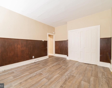 414-416 W Park Avenue - Photo Thumbnail 6