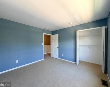 5504 Essex La - Photo Thumbnail 19