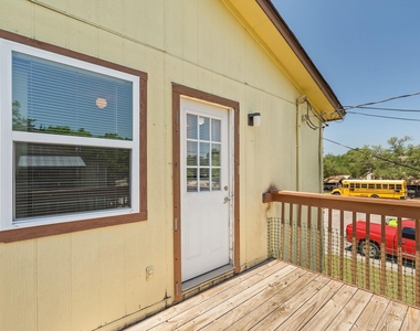302 Algerita Dr - Photo Thumbnail 27