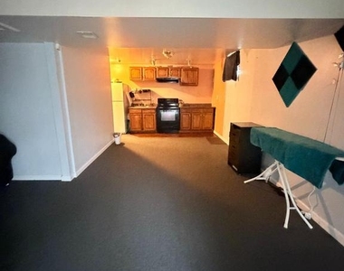 9709 Golden Eagle Court - Photo Thumbnail 5