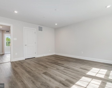 3817 Polo Place - Photo Thumbnail 12