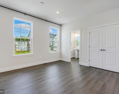 3817 Polo Place - Photo Thumbnail 7