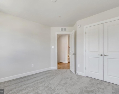 3817 Polo Place - Photo Thumbnail 16