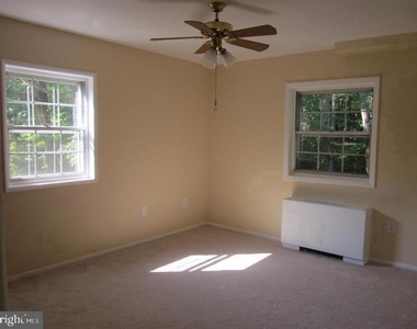 4405 Romlon Street - Photo Thumbnail 2