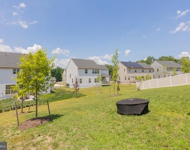 10083 Dressage Drive - Photo Thumbnail 33