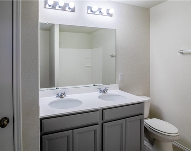 620 Reinhardt Blvd - Photo Thumbnail 17
