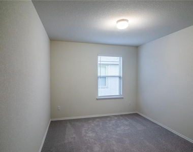 620 Reinhardt Blvd - Photo Thumbnail 15