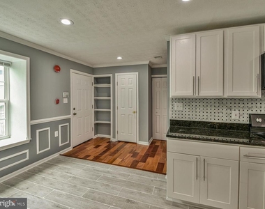 11238 Hannah Way - Photo Thumbnail 7