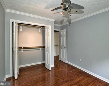 11238 Hannah Way - Photo Thumbnail 30