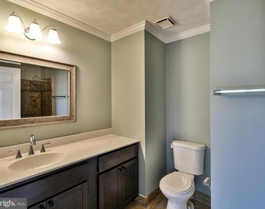 11238 Hannah Way - Photo Thumbnail 21