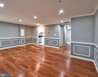 11238 Hannah Way - Photo Thumbnail 11