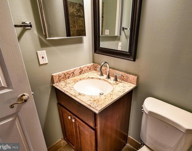 11238 Hannah Way - Photo Thumbnail 28