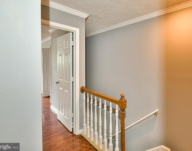 11238 Hannah Way - Photo Thumbnail 18