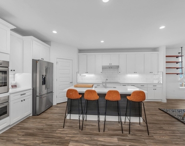 16512 Fetching Ave - Photo Thumbnail 9