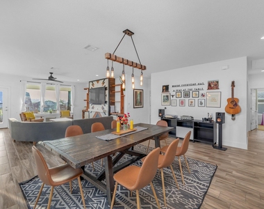 16512 Fetching Ave - Photo Thumbnail 15