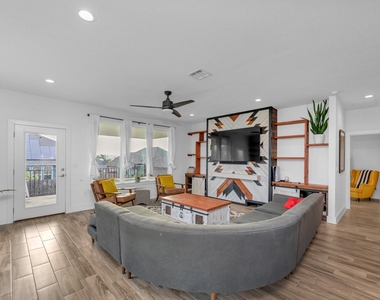 16512 Fetching Ave - Photo Thumbnail 4