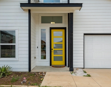 16512 Fetching Ave - Photo Thumbnail 1