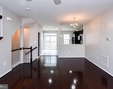 9553 Weshurst Lane - Photo Thumbnail 3