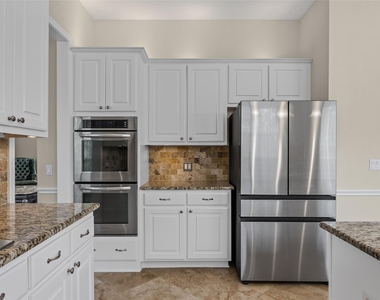 10648 Bramblecrest Dr - Photo Thumbnail 8