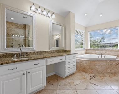 10648 Bramblecrest Dr - Photo Thumbnail 18